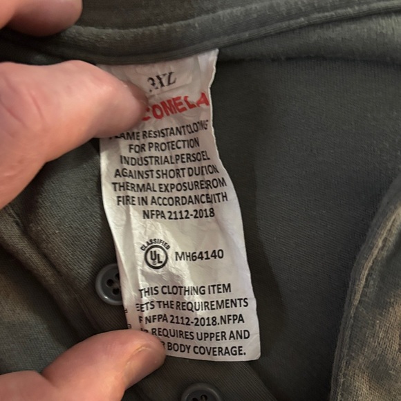 BOCOMAL FR Henley Gray Shirt with Red Logo - Picture 2 of 5